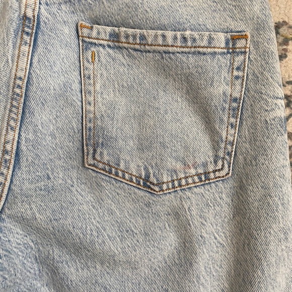 Zara Light Wash Jeans - Picture 8 of 8